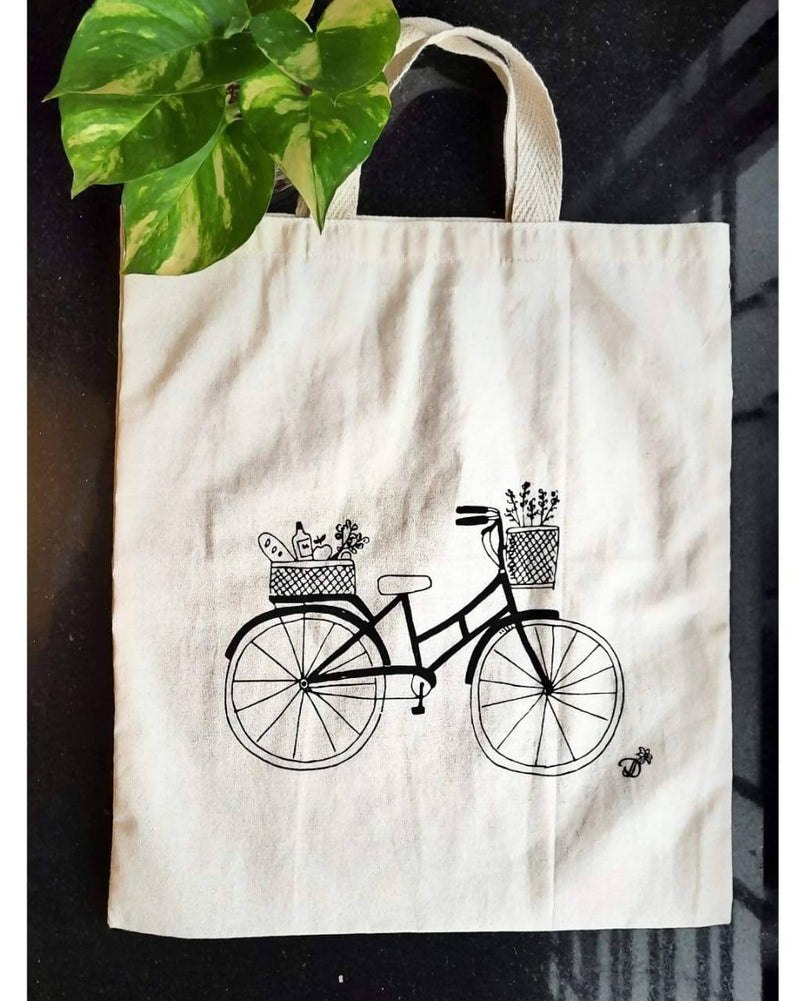 COTTON TOTE BAGS WITH PRINTS | Lifestyle