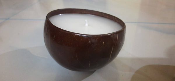 COCONUT SHELL CANDLE | Home & Garden