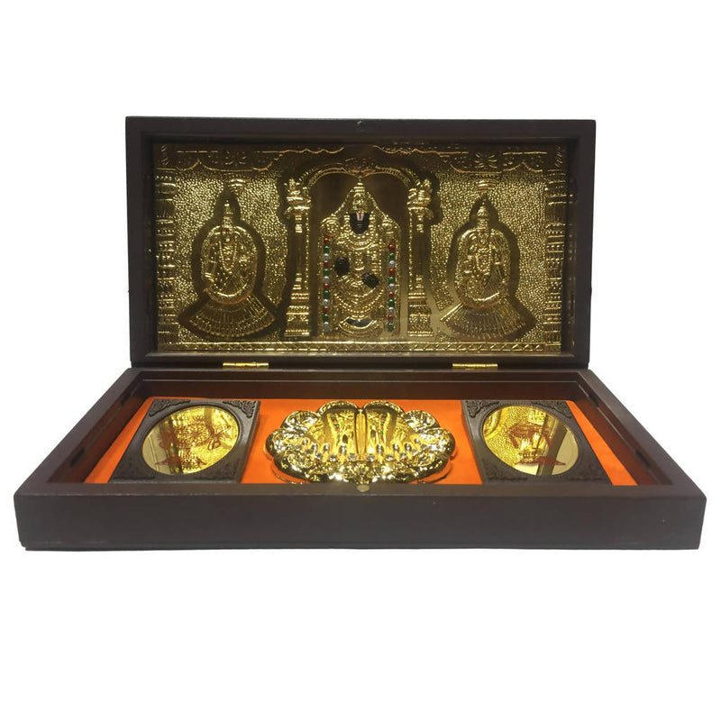 TIRUPATHI SRI BALAJI IN ACRYLIC GIFT BOX WITH LAKSHMI PADMAVATI AND GOLD PLATED PADHAM SHANKU CHAKRAM | Gifts