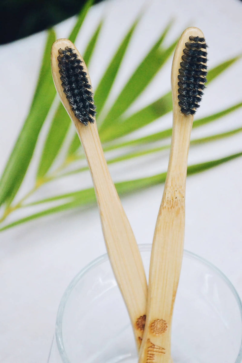 BAMBOO CHARCOAL TOOTHBRUSH & COPPER TONGUE CLEANER - PACK OF 2 | Home & Garden
